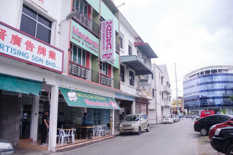 ホテル Oyo 836 マンドゥラー ルーム&カフェ クチン エクステリア 写真